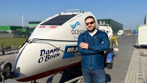 Der Trierer Evgeniy Sudyr und sein Ruderboot: Im Mai will er den Indischen Ozean überqueren und von Australien nach Afrika rudern.