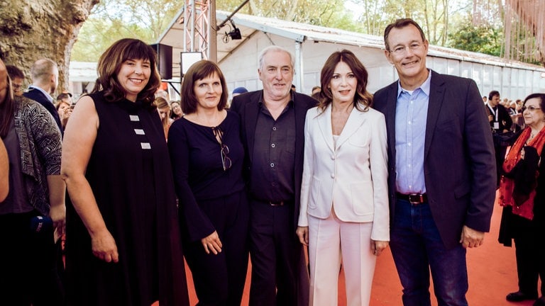 Schauspielerin Iris Berben mit den Festivalleitern Daniela und Michael Kötz