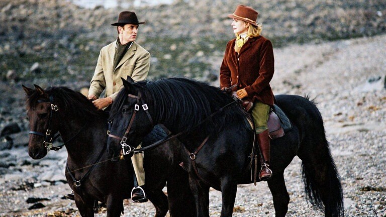 Rupert Everett und Catherine Deneuve in "Gefährliche Liebschaften" (2003)