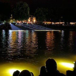 Spiel mit Licht und Ton: Bei der Generalprobe für das Open-Air "Sound Bridges" an den Donauufern der Doppelstadt gab es schon einen Vorgeschmack auf das Klangereignis.