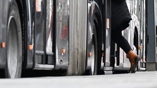 Steigende Kraftstoffpreise erhöhen den Druck auf örtliche Busanbieter. Die Branche