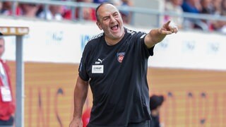 Frank Schmidt trifft mit dem 1. FC Heidenheim auf den FCK.