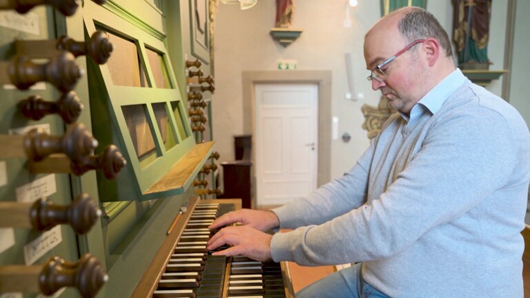 Organist Andreas Keber