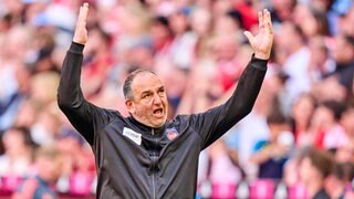 Frank Schmidt will den 1. FC Heidenheim doch noch zum unverhofften Klassenerhalt führen.