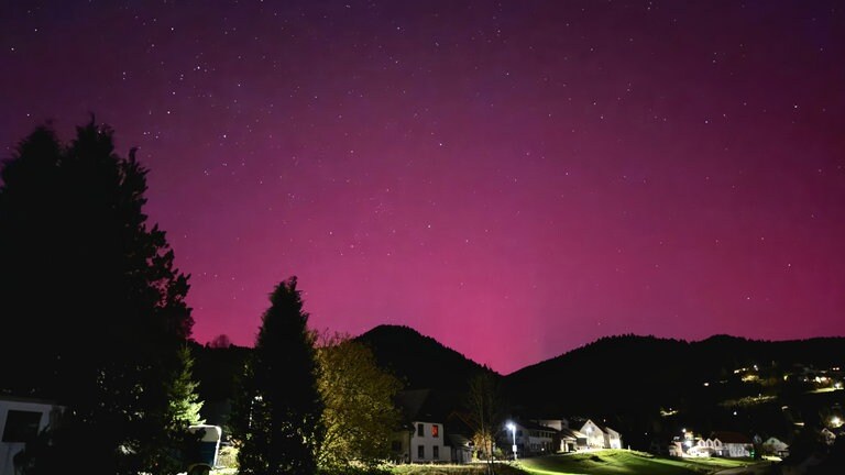 Polarlichter aufgenommen in Malsburg-Marzell (Kreis Lörrach)