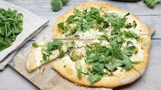 Grüne Gemüsepizza