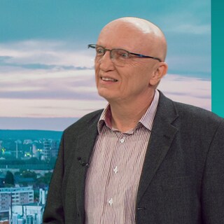Korrespondent Ulrich Pick gibt eine Einschätzung, warum das Konklave sich auf den Kardinal Robert Francis Prevost geeinigt hat.