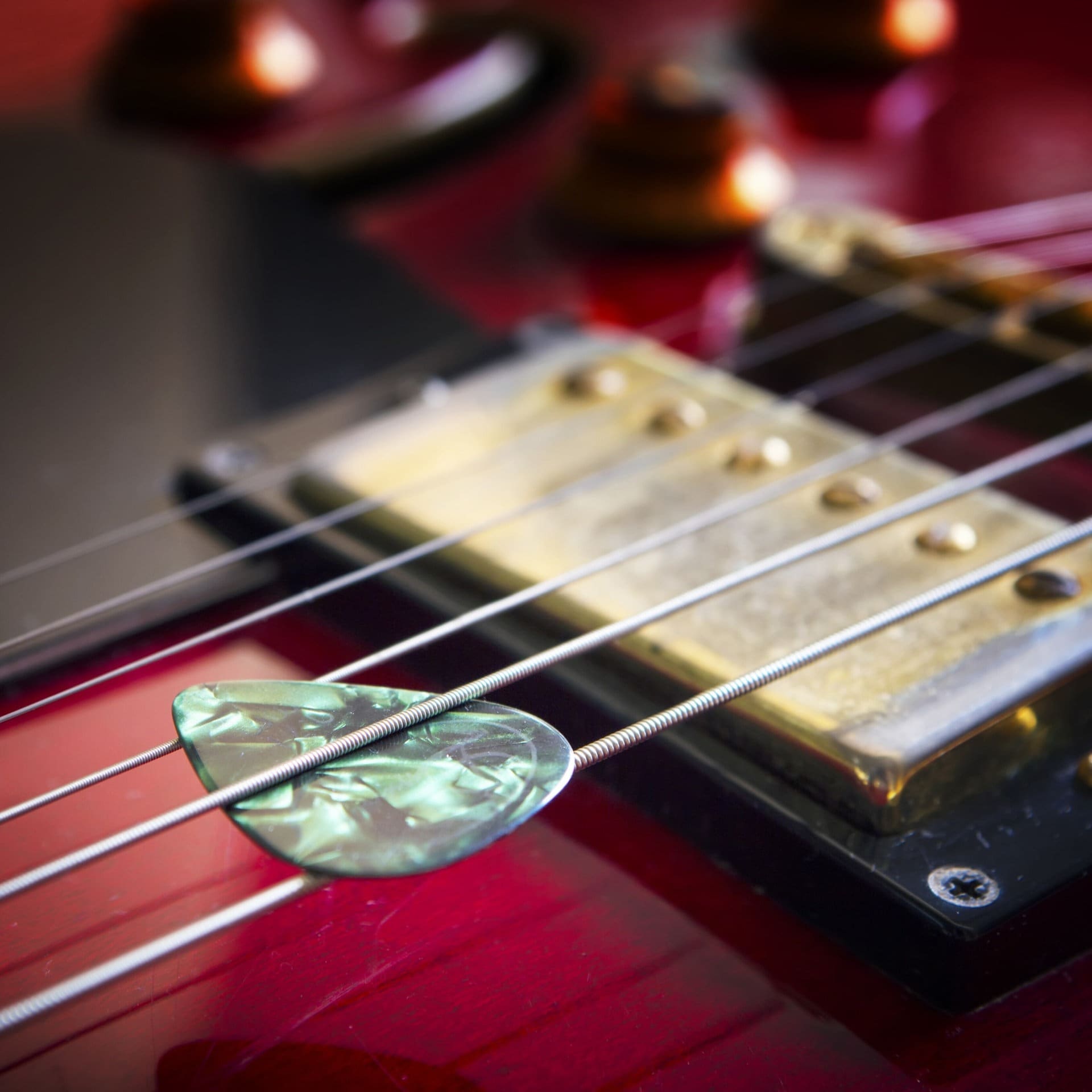 Aus welchem Material ist ein Plektrum? episode artwork