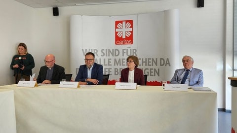 Verantwortliche des Caritasverbands für das Bistum Speyer auf der Pressekonferenz am Donnerstag.
