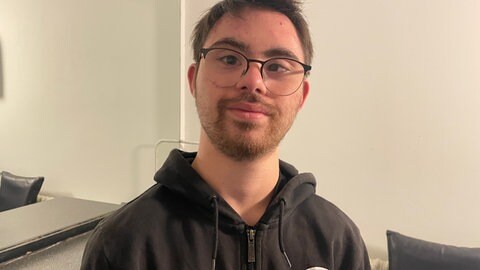 Matteo Wilbert ist seit acht Jahren in der inklusiven Theatergruppe com.guck in Trier