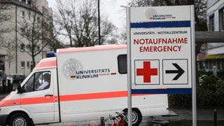 Wegweiser zur Notaufnahme der Uniklinik Freiburg