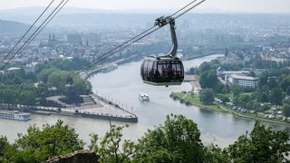 Die Seilbahn in Koblenz kann dauerhaft bleiben. Die UNESCO sieht in ihr keine Gefährdung für den Welterbestatus, wenn die Tal- und Bergstation umgestaltet wird.