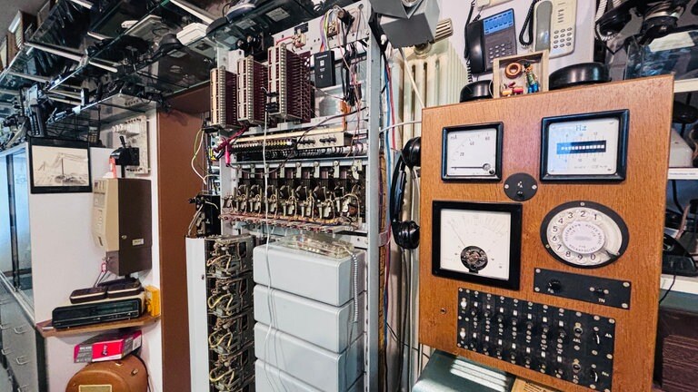 Ein Telefonvermittler aus einem Kloster in St. Augustin. 