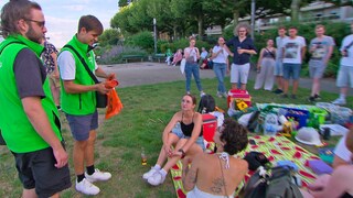 Umweltscouts am Rheinufer in Mainz