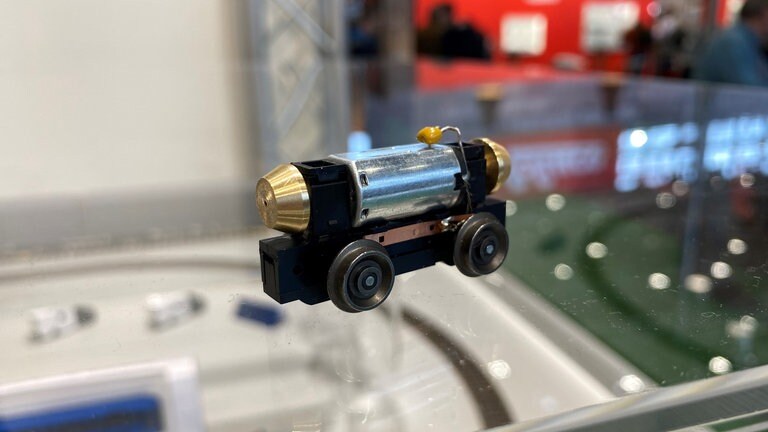 Die Firma Rietze produziert jetzt auch Motoren für Modellstrassenbahnen, alles made in Germany.