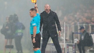 Basel-Trainer Ludovic Magnin an der Seitenlinie