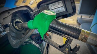 Zapfsäule an einer Tankstelle
