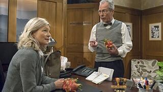 Herr Weiss und Frau Heilert in deren Büro