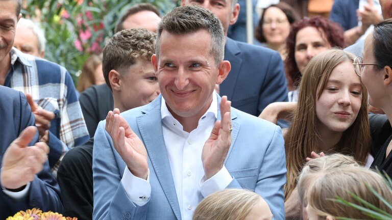 Stefan Neumann gewinnt Bürgermeisterwahl in Künzelsau 2026