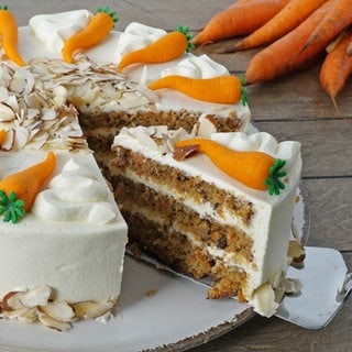 Karottenkuchen mit Frischkäse-Buttercreme