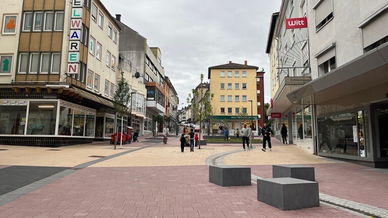 Die neu gestaltete Hauptstrasse in Pirmasens wurde eingeweiht.