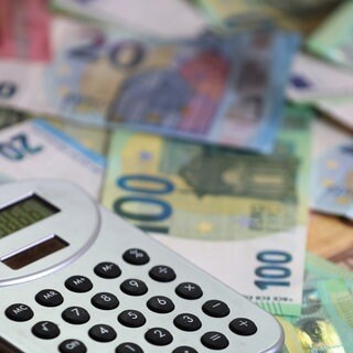Finanznot bei Städten und Gemeinden: Nahezu alle befragten Kommunen sehen grundlegenden Reformbedarf im Land.