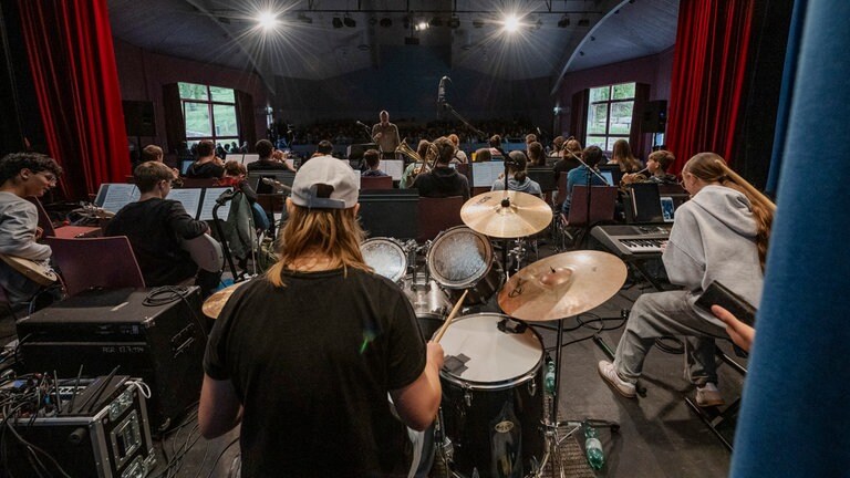 SWR Regiotour: SWR Big Band Workshop mit Schülerinnen und Schülern aus Schwäbisch Gmünd