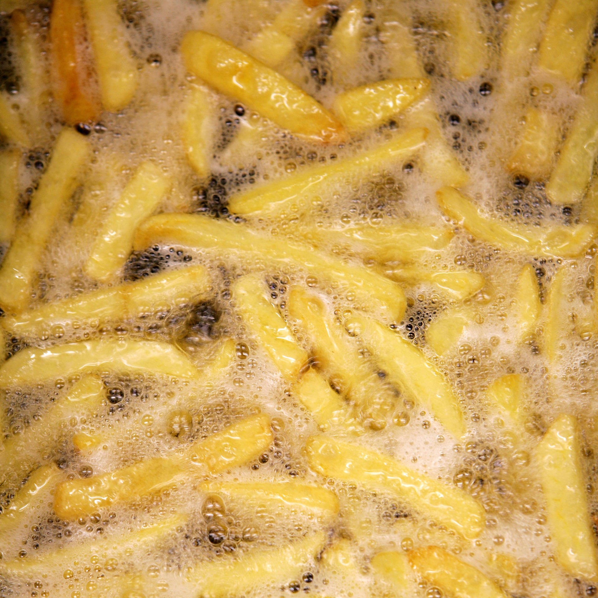 Warum werden Kartoffeln braun und knusprig, wenn man sie in Öl brät? episode artwork