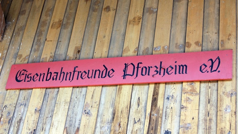 Der Bahnhof ist Herberge der Eisenbahnfreunde Pforzheim