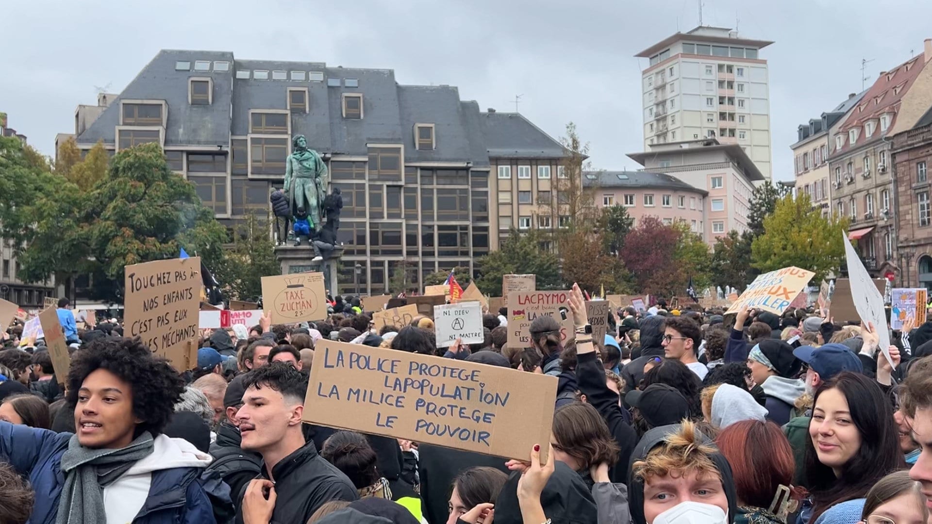 Neue Proteste in Straßburg: Märkte abgesagt, Sehenswürdigkeiten gesperrt