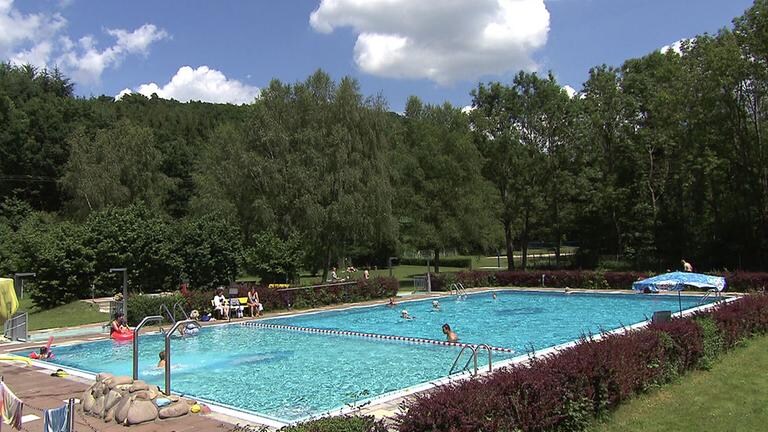 Waldfreibad