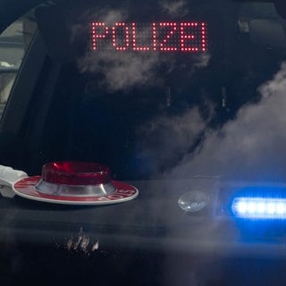 Seniorin wird vermisst. Symbolbild: Blaulicht der Polizei