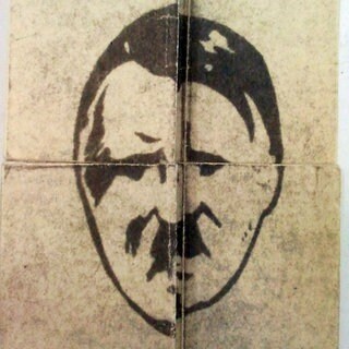 Hitler-Karikatur auf dem verbreiteten Faltblatt "Wo ist das 5. Schwein?"