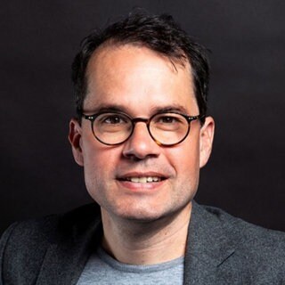 Porträt Beat Fehlmann, künstlerischer Leiter und Geschäftsführer der Musikakademie Liechtenstein