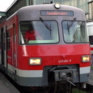 So alt ist der Zug noch gar nicht, gerade mal 30 Jahre jung - und dennoch schon ein historisches Fahrzeug.