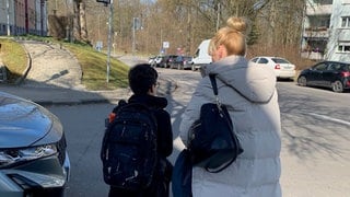 Protagonistin mit Kind