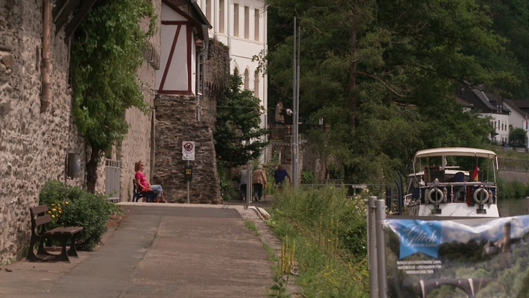 Hierzuland Lahnstrasse