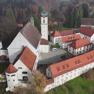 Das Schloss in Wolfegg aus der Luft