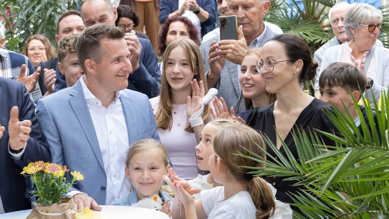 Stefan Neumann gewinnt Bürgermeisterwahl in Künzelsau 2026