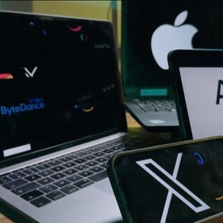 Laptop und Handy