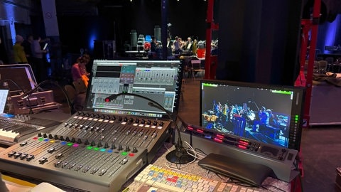 Proben im Wizemann, Stuttgart, zum "Peace-Project", von und mit Patricia Kopatchinskaja.