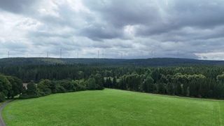 24 Windräder sind auf der Gemarkung von Bartholomä schon gebaut. Der Verband Region Stuttgart hat ein Vorranggebiet gestrichen.