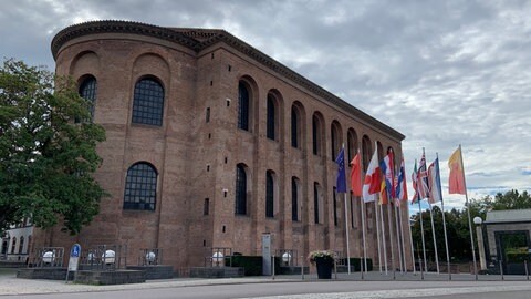 Aus zwei Millionen Ziegeln besteht die Konstantin-Basilika, die heute eine evangelische Kirche ist.