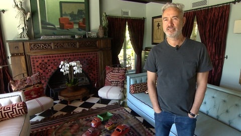Hollywood-Regisseurs Roland Emmerich in seiner Villa in den USA in Los Angeles