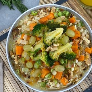 Buntes Gemüse-Curry mit Nuss-Reis