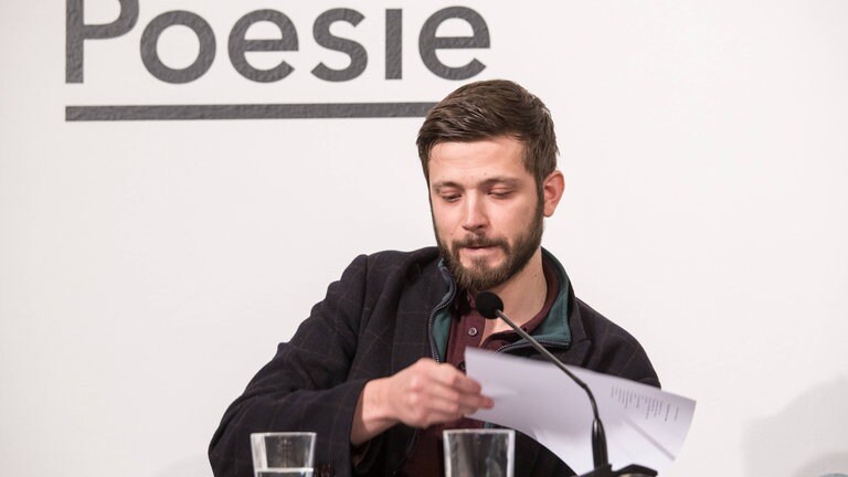 Der Lyriker Alexandru Bulucz nennt Paul Celan einen „Lebensautor“.