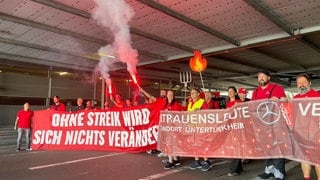 Gegen die Sparpläne von VW gibt es bei Audi in Neckarsulm Proteste.