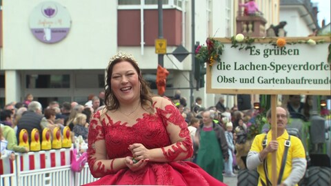 Großer Winzerfestumzug in Neustadt an der Weinstraße