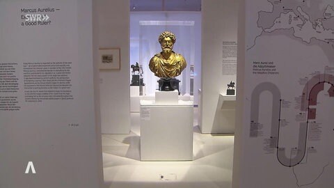 Eine Büste von Marc Aurel in einem Museum
