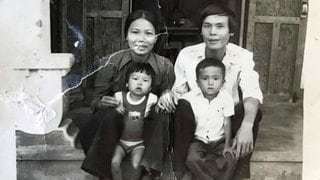 Das Familienbild zeigt Familie Mai